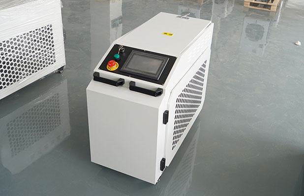 1500W laser cleaning machine